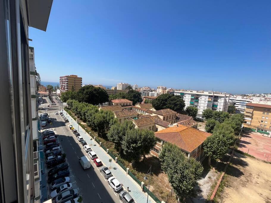 Apartamento Ginebra Torre Del Mar Bagian luar foto