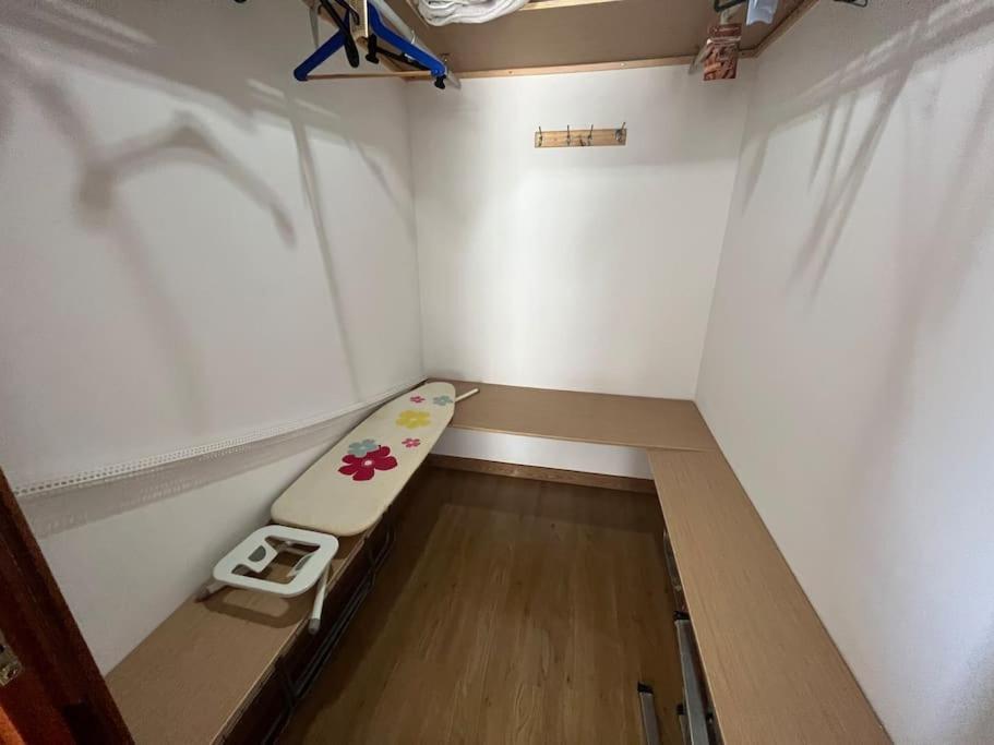 Apartamento Ginebra Torre Del Mar Bagian luar foto